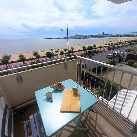 Royan - Vue Mer Pour Cet Appartement Face A La Plage - Grande Conche Exterior photo